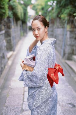乔琪姑娘